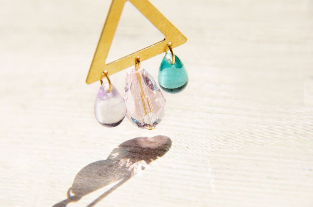 Happy New Year / simple sense / Bronze vintage glass earrings - actual situation of trigonometry World (clip-on / ear pin) - Earrings & Clip-ons - Glass Multicolor