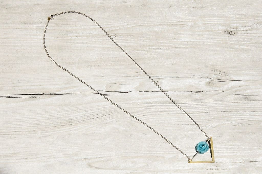 Anniversary Celebration Hall 9.5% off Valentine's Day gift / simple sense / French Bronze glass necklace - blue water balance in the triangle - สร้อยคอ - แก้ว สีน้ำเงิน